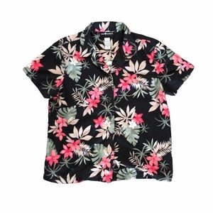 SAG HARBOR black Hawaiian floral button up